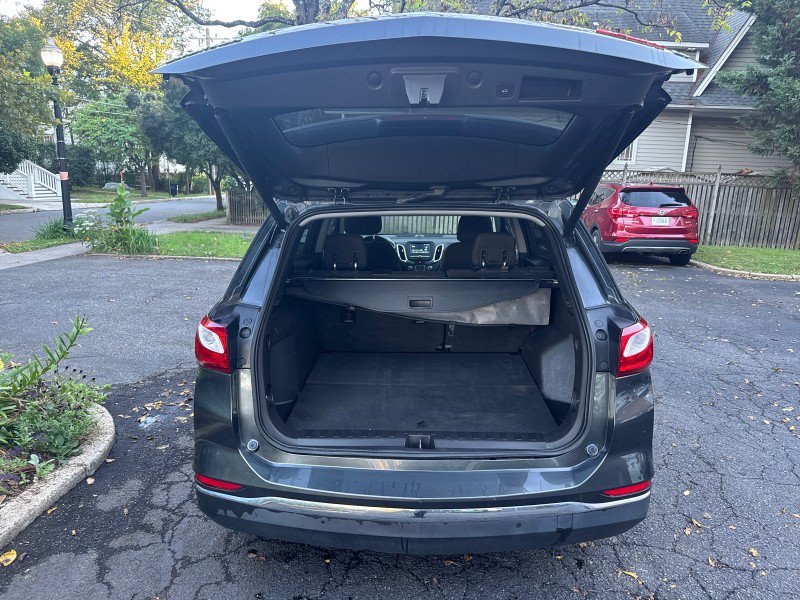Used 2018 Chevrolet Equinox LT FWD image 28