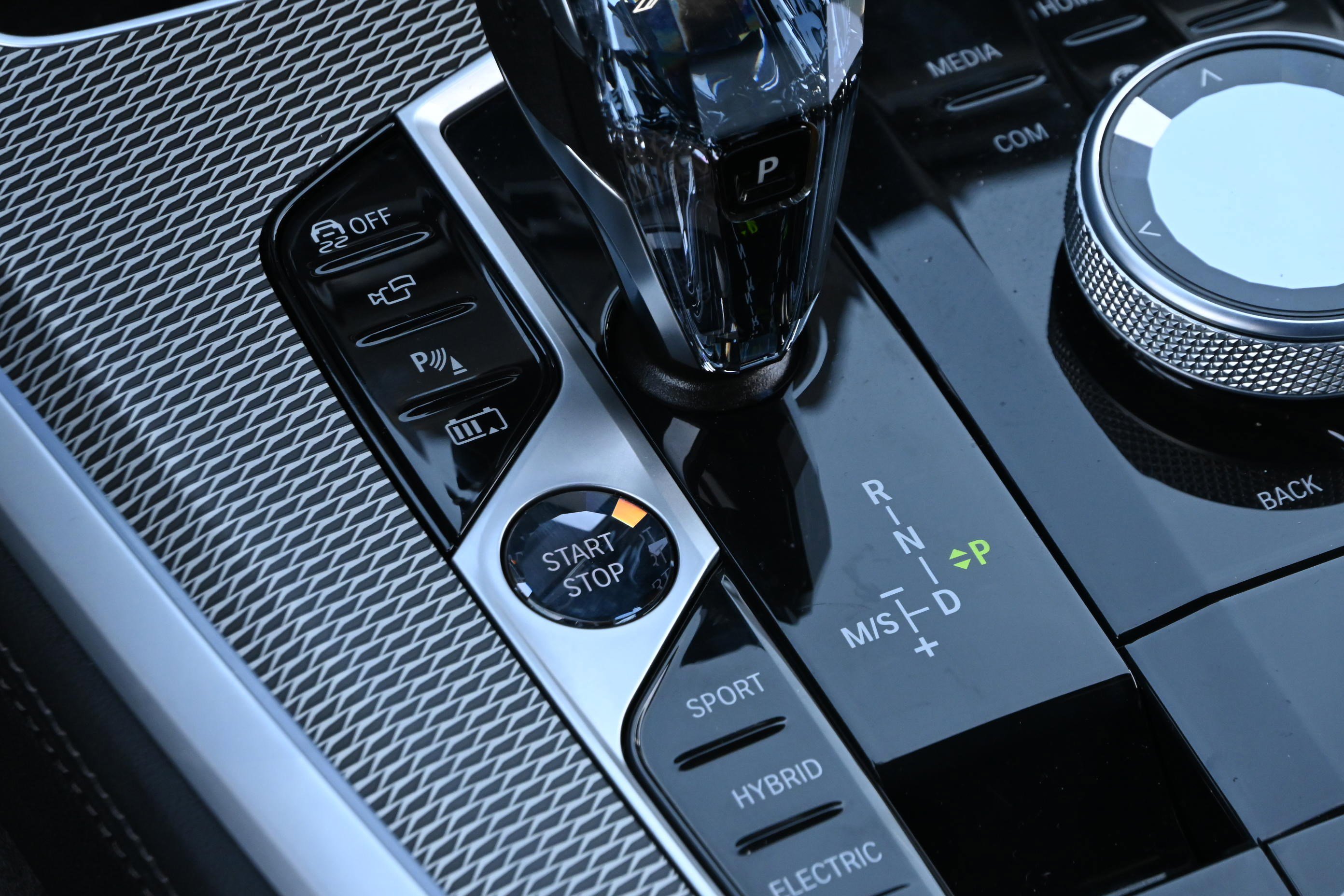 Certified 2023 BMW X5 xDrive45e w/ Executive Package image 21