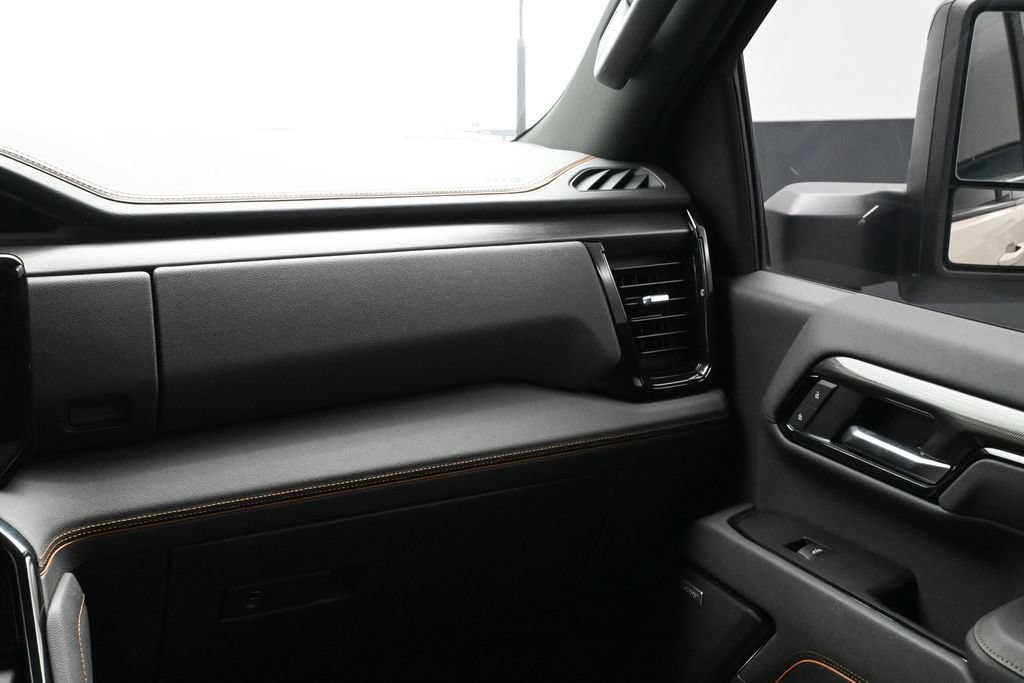 Used 2026 GMC Sierra 2500 AT4 w/ AT4 Premium Plus Package AWD/4WD image 22