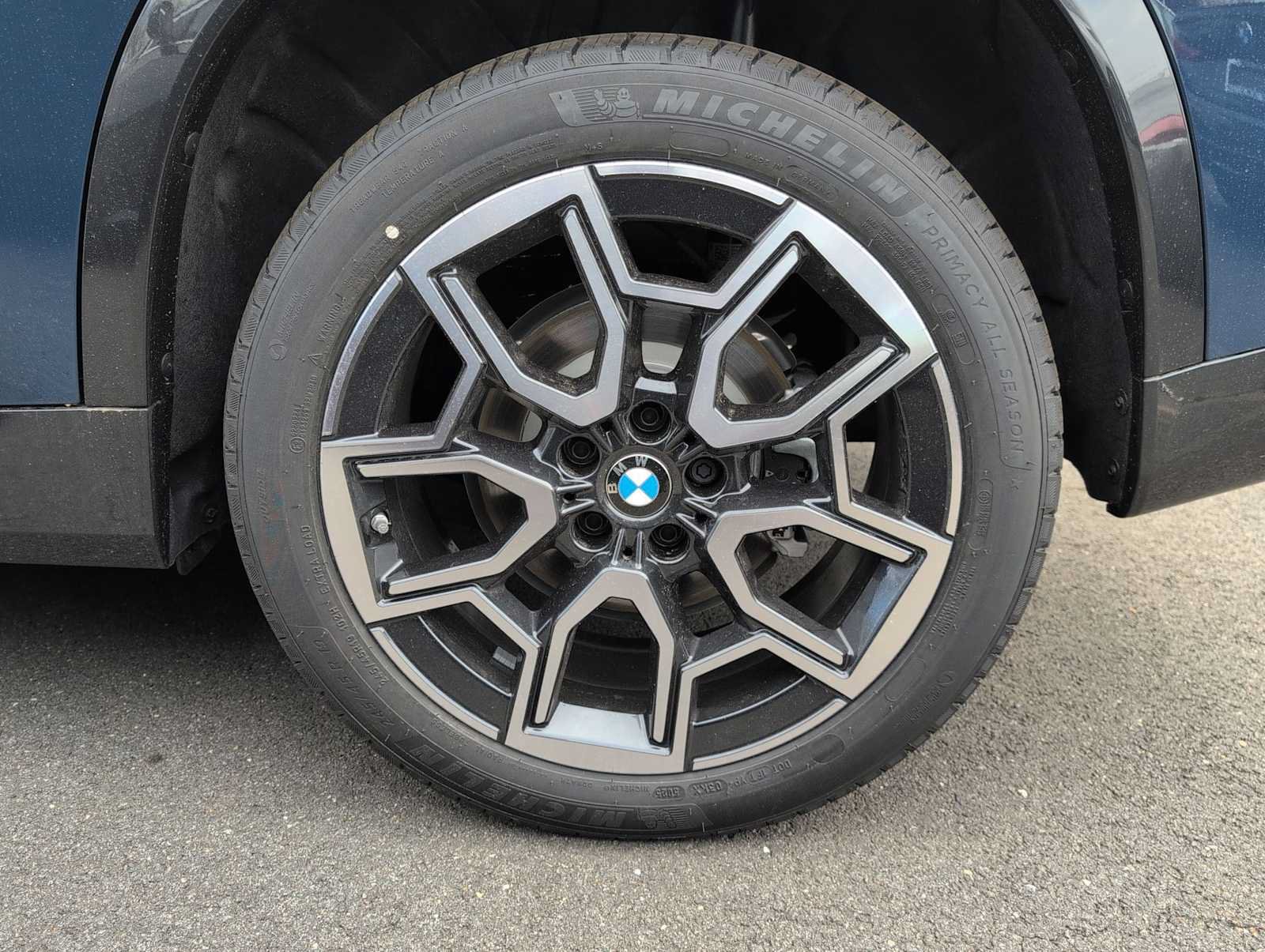 Used 2026 BMW X1 xDrive28i w/ Technology Package AWD/4WD image 14