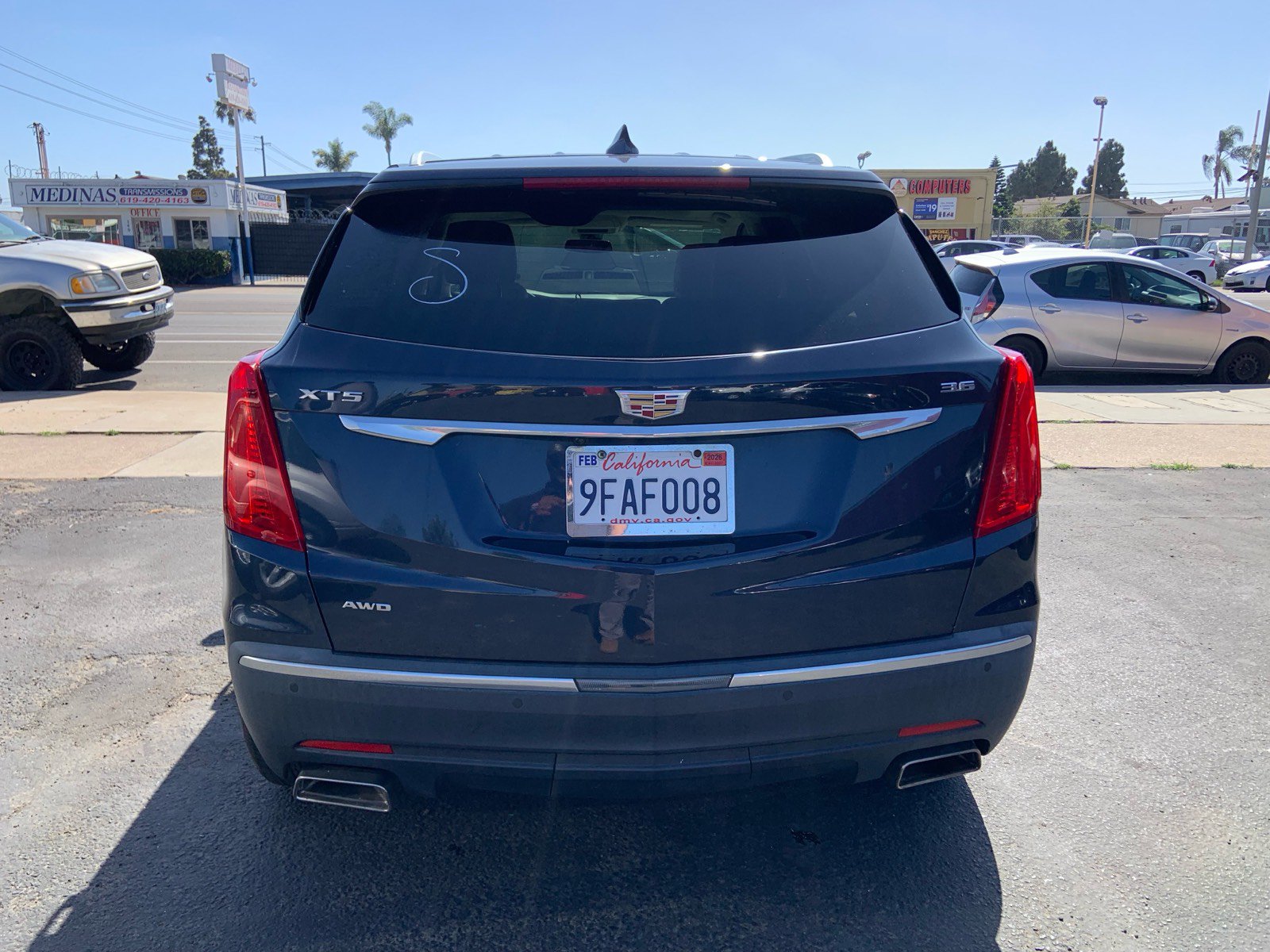 Used 2018 Cadillac XT5 Luxury w/ Driver Awareness Package AWD/4WD image 6