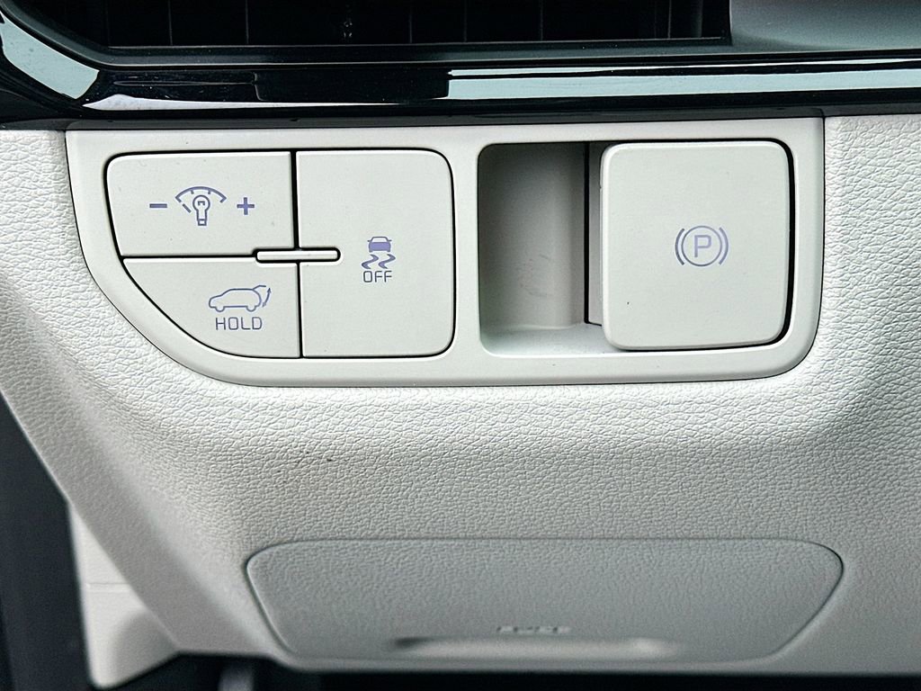 Used 2026 Kia Sportage SX image 10