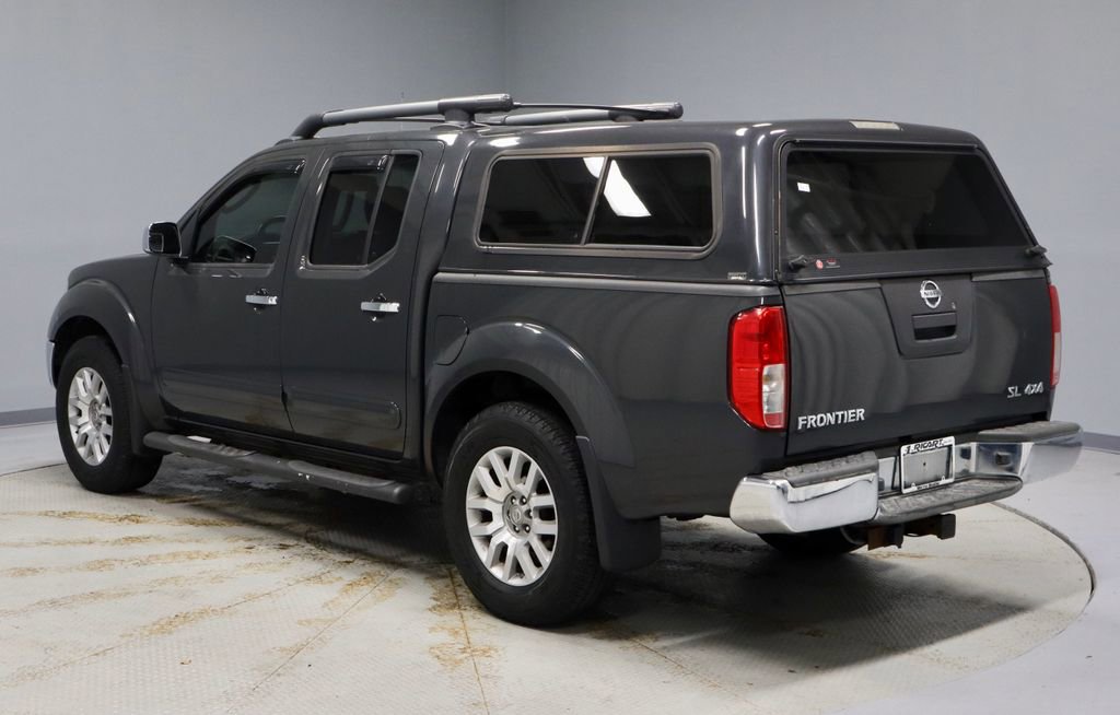 Used 2011 Nissan Frontier SL image 10