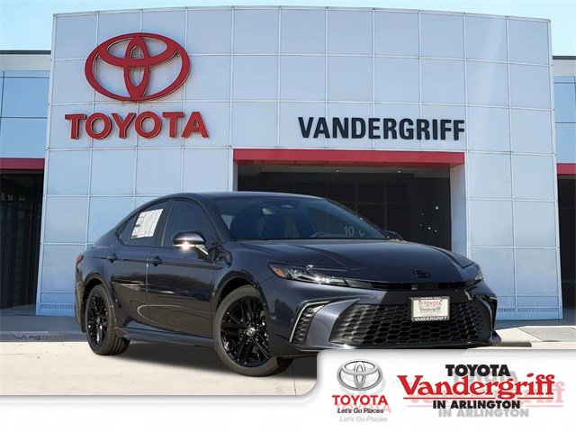 New 2026 Toyota Camry SE w/ Convenience Package