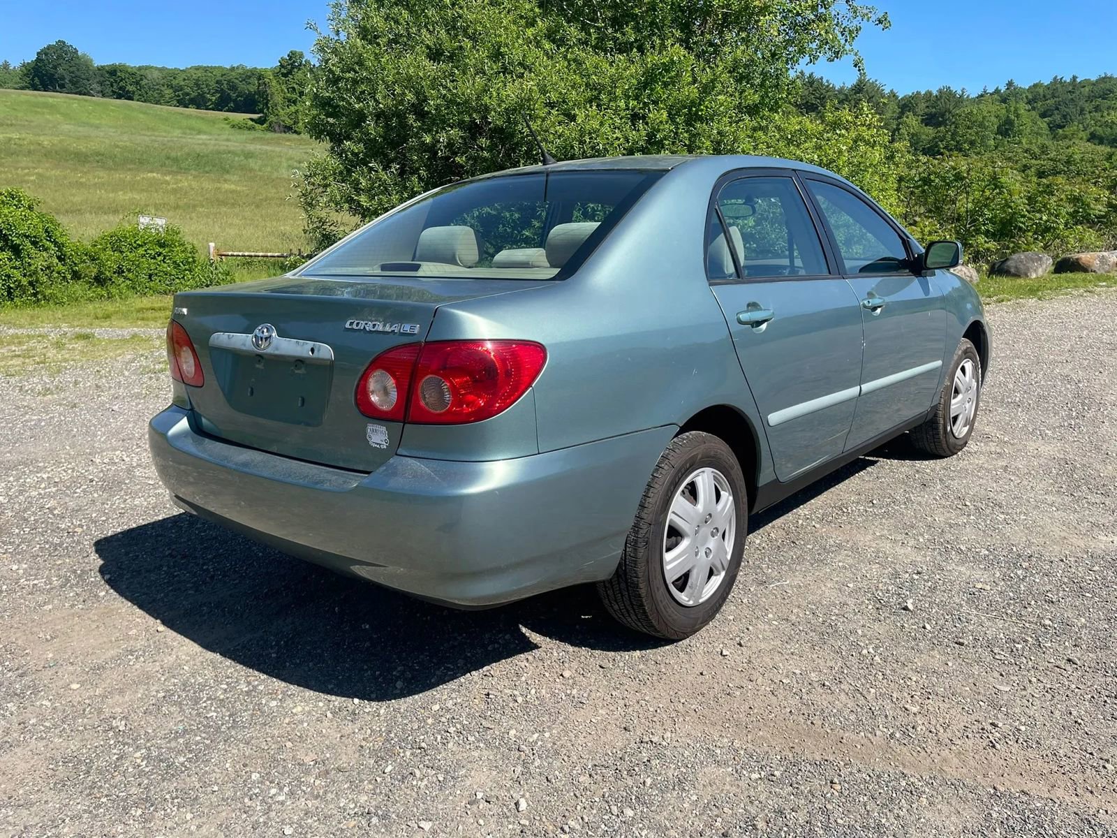 Used 2005 Toyota Corolla CE FWD image 3