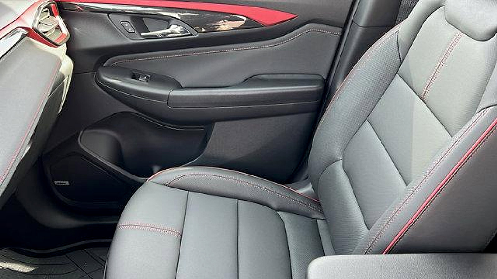 New 2026 Chevrolet TrailBlazer RS w/ Convenience Package image 19