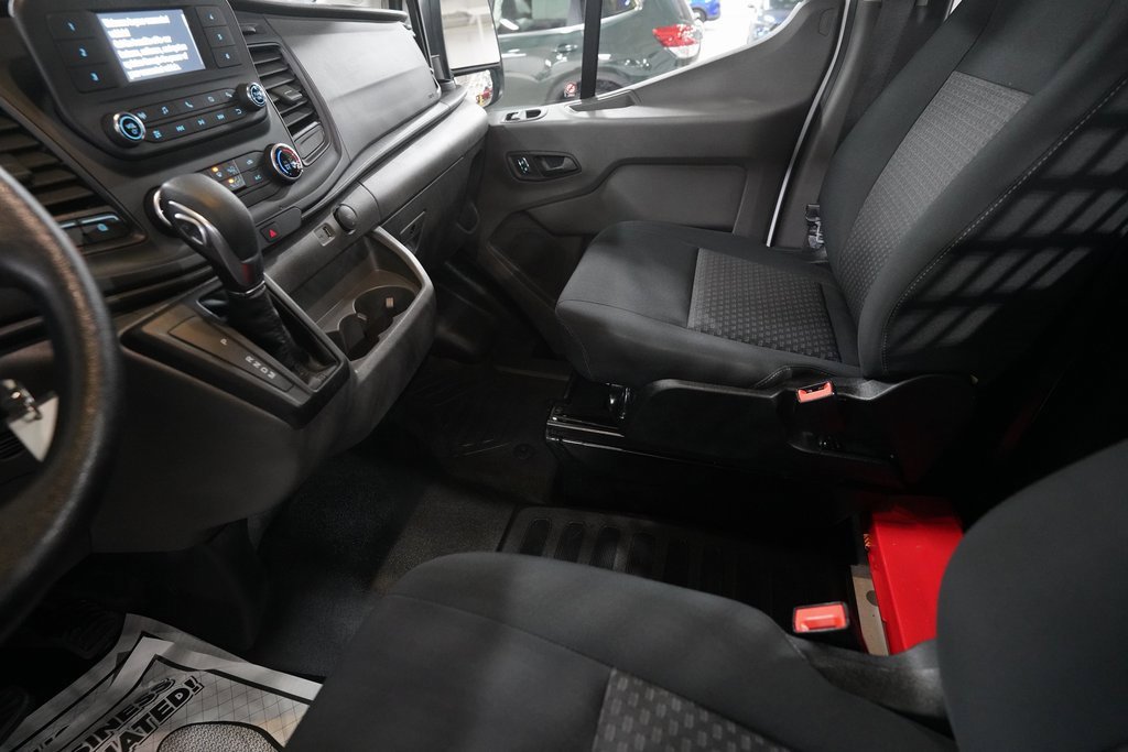 Used 2024 Ford Transit 250 Low Roof AWD w/ Exterior Upgrade Package image 16