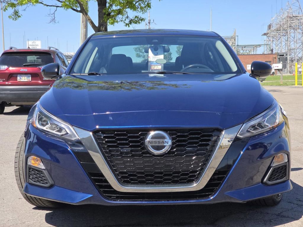 Used 2022 Nissan Altima 2.5 SR FWD image 8