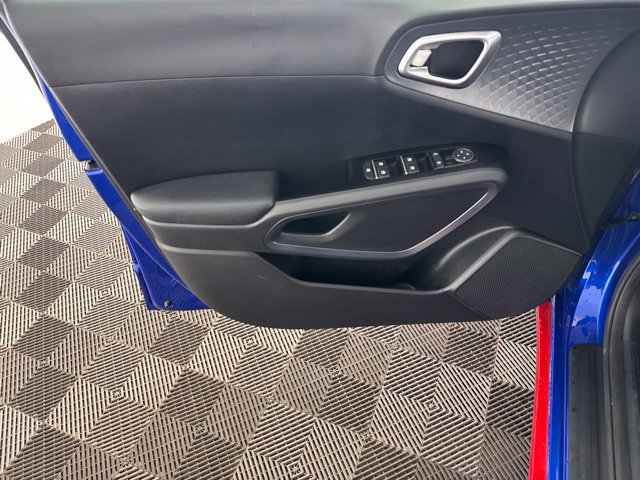 Certified 2021 Kia Soul GT-Line FWD image 20