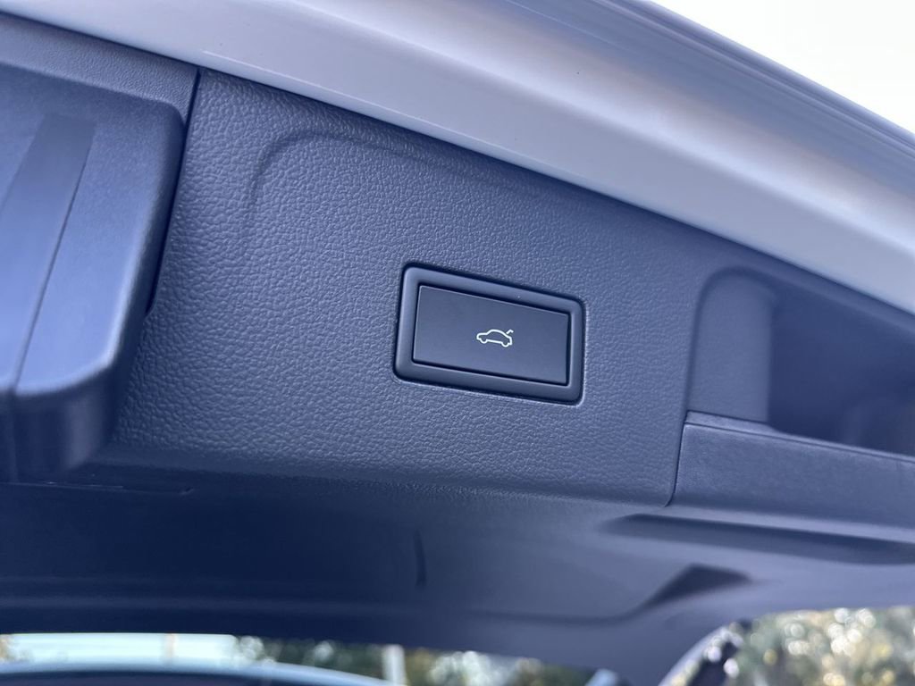 New 2026 Volkswagen Atlas SE image 26