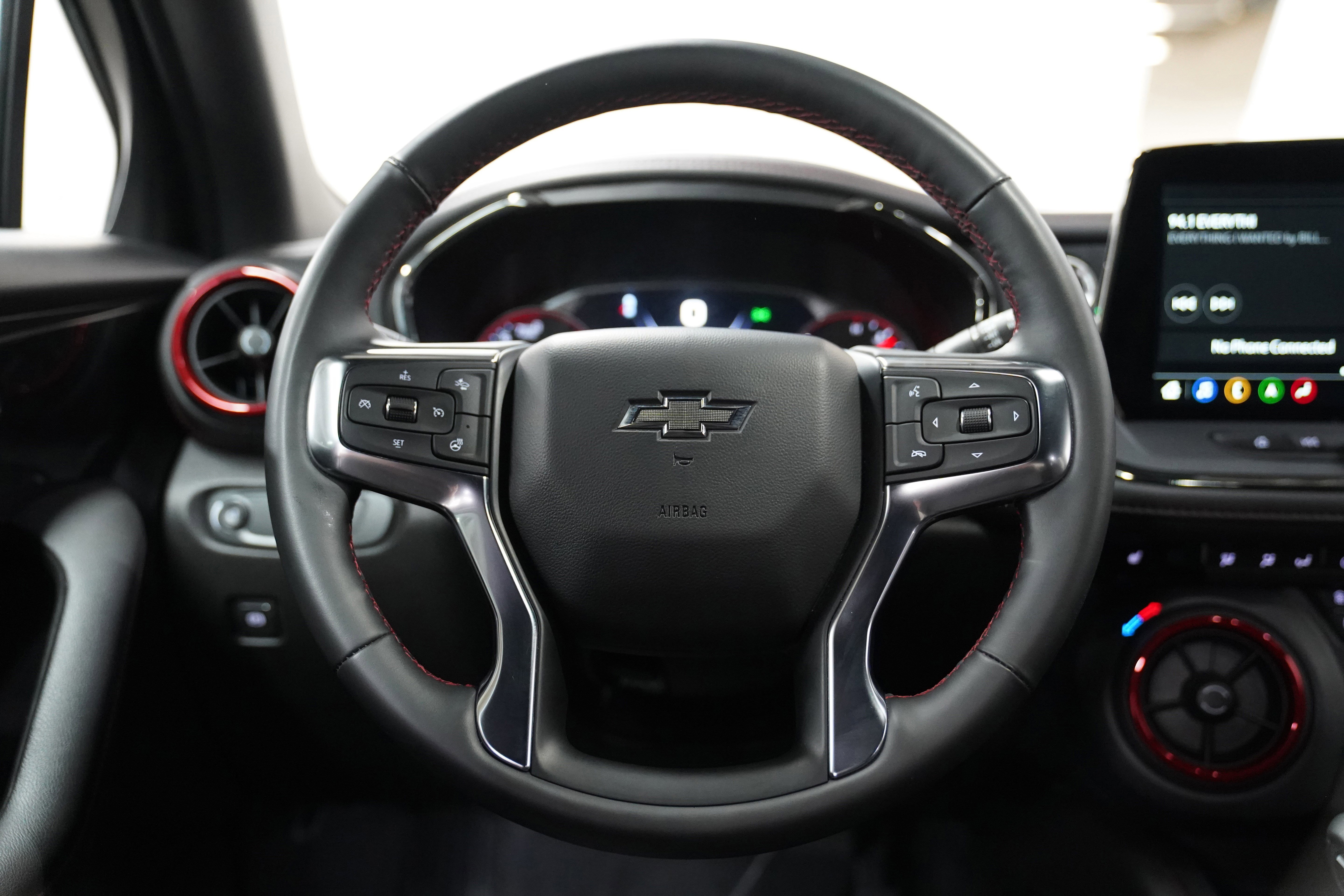 Used 2025 Chevrolet Blazer RS image 16