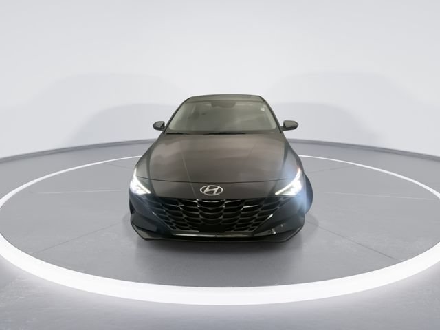 Used 2023 Hyundai Elantra Limited FWD image 9