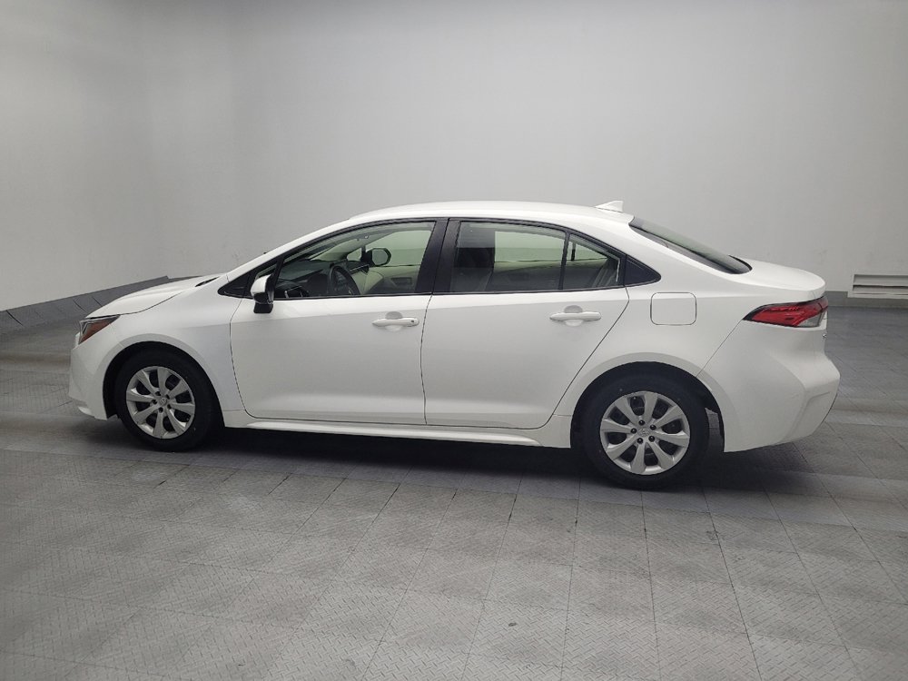Used 2022 Toyota Corolla LE image 3