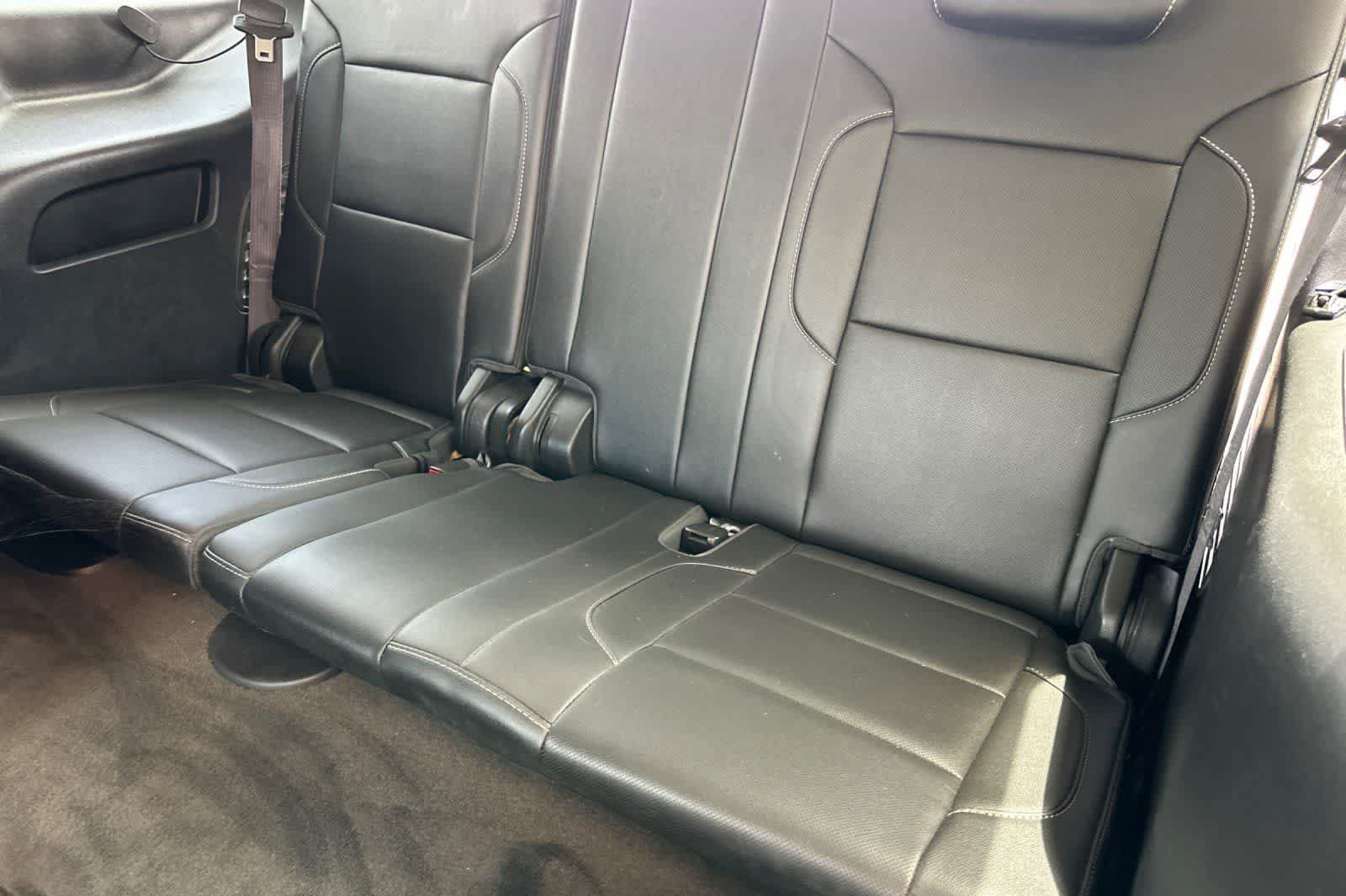Used 2015 Chevrolet Tahoe LTZ AWD/4WD image 17