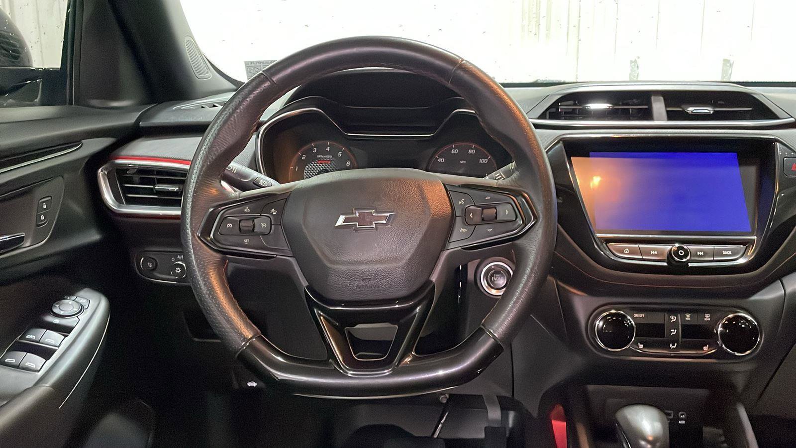 Used 2021 Chevrolet TrailBlazer RS w/ Convenience Package image 13