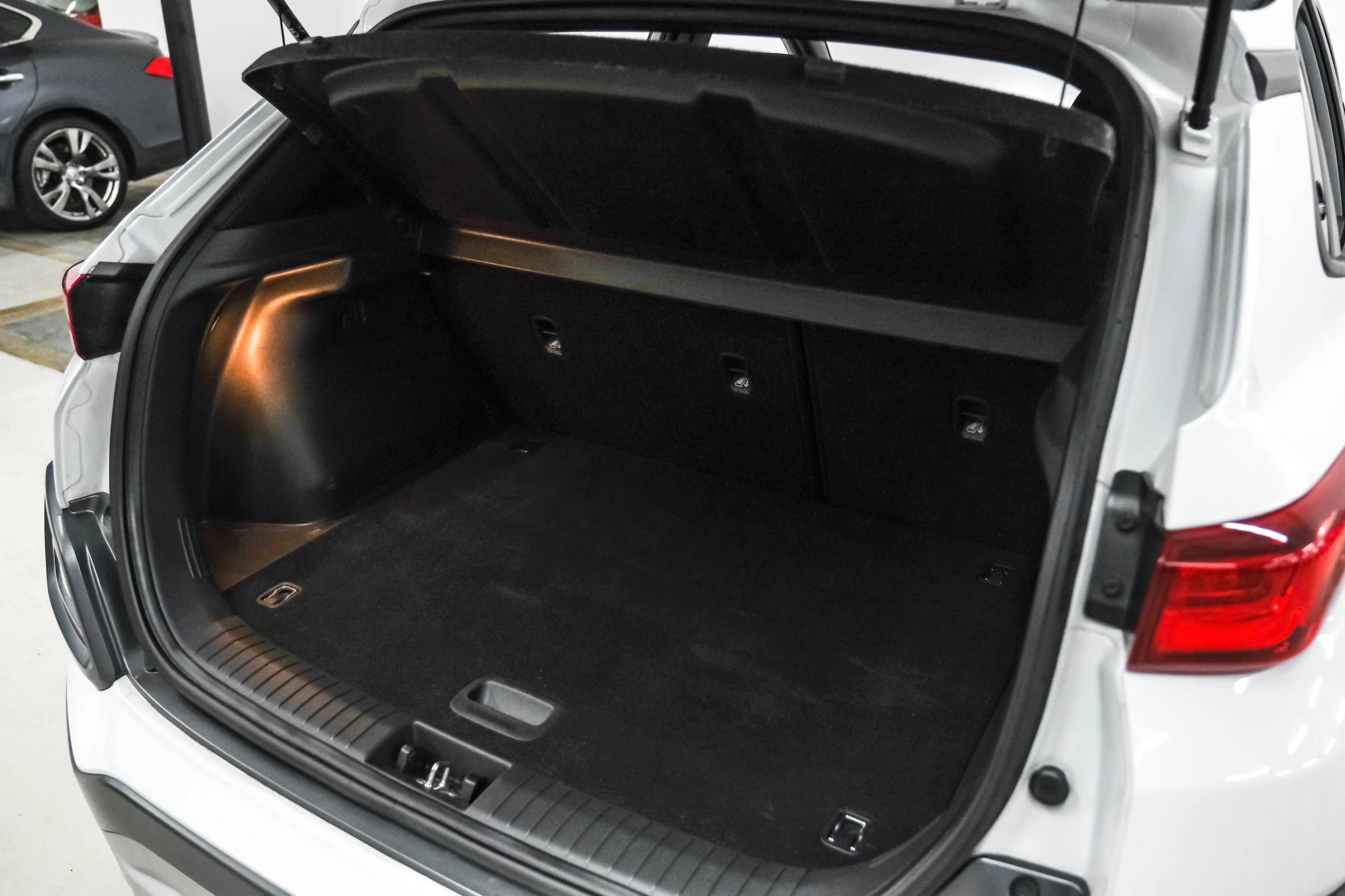Used 2021 Hyundai Kona Night FWD image 39