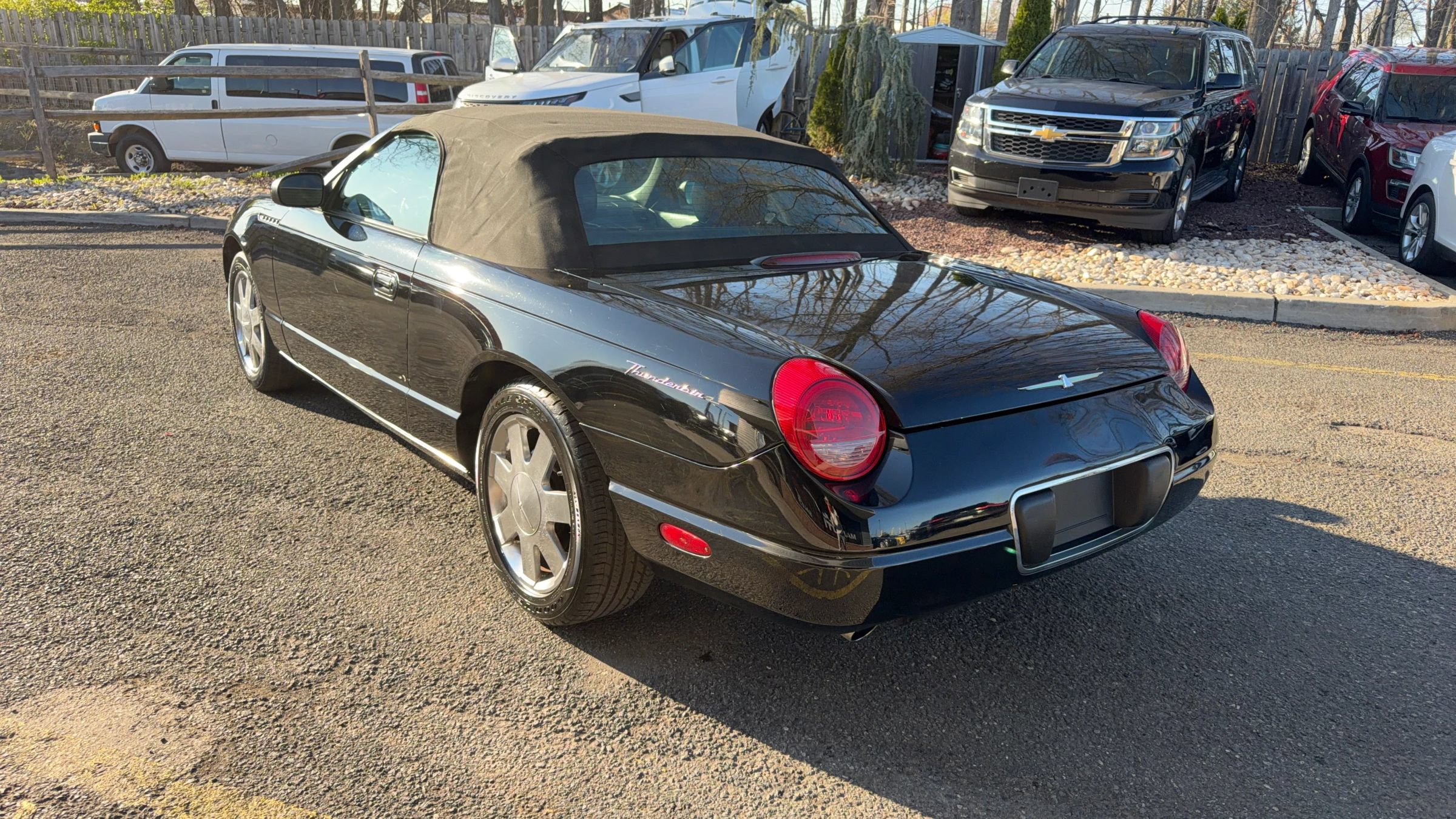 Used 2002 Ford Thunderbird image 31