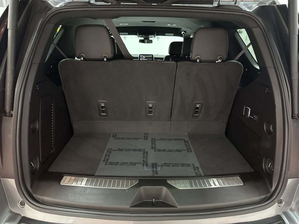 Used 2022 Chevrolet Tahoe Premier AWD/4WD image 35