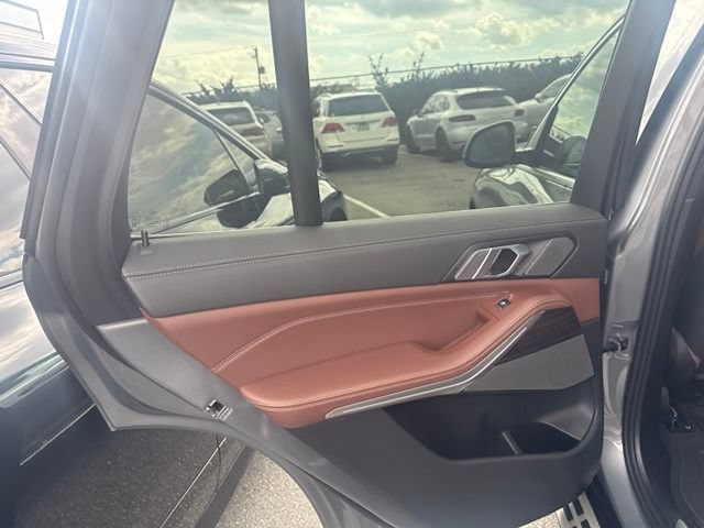 Certified 2024 BMW X5 xDrive40i w/ Premium Package AWD/4WD image 9