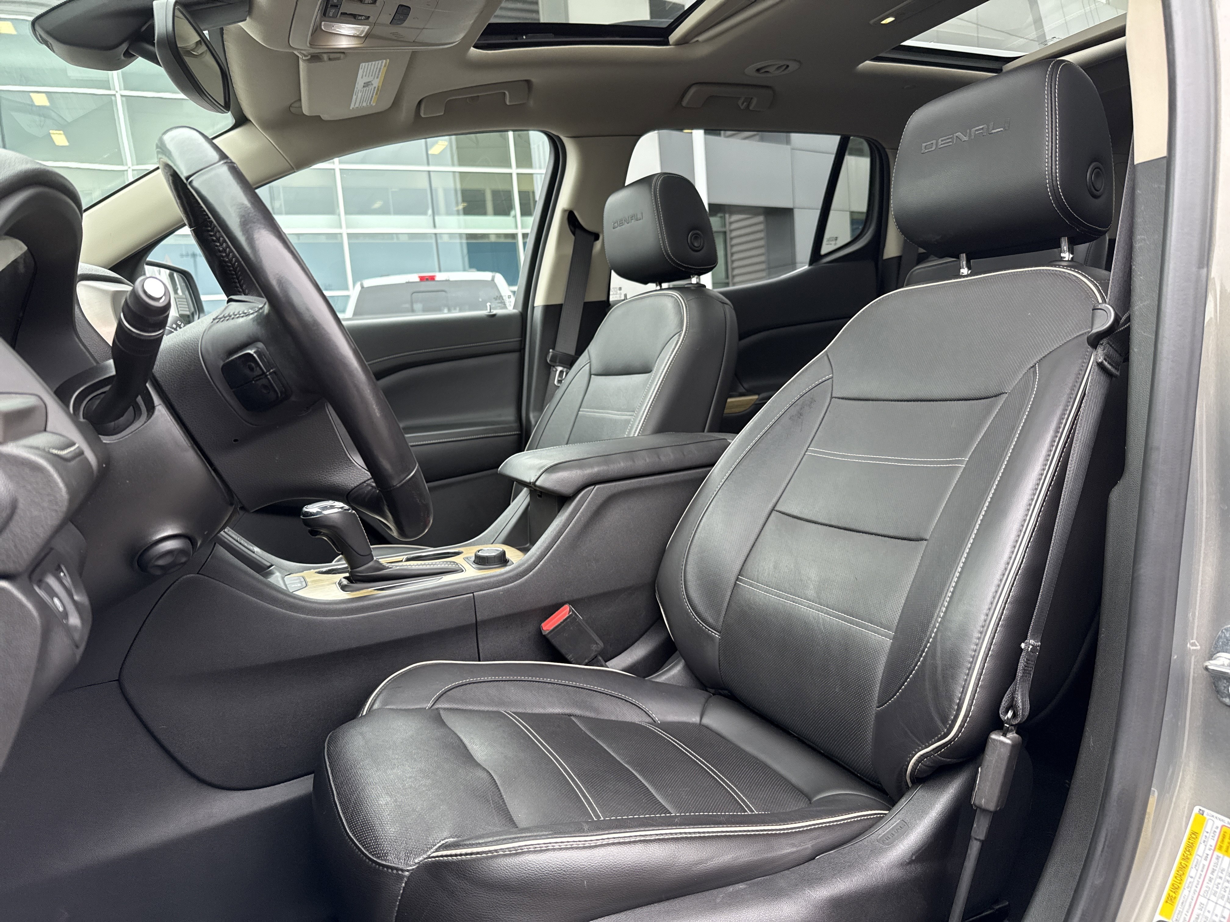 Used 2019 GMC Acadia Denali w/ Technology Package image 12