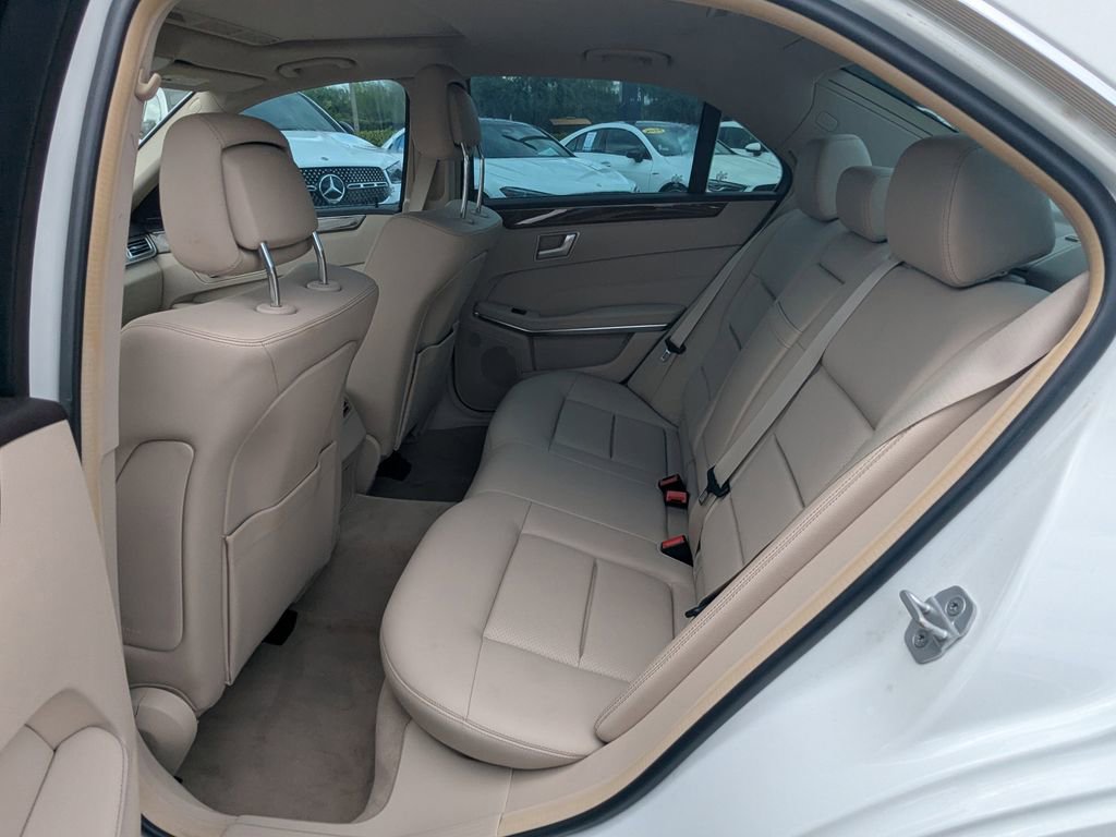 Used 2016 Mercedes-Benz E 350 Sedan image 24