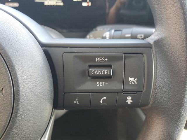 Certified 2025 Nissan Kicks S FWD image 17