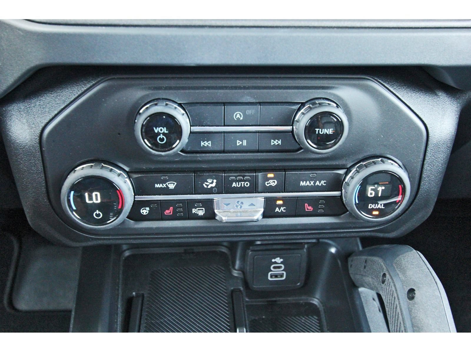 Used 2026 Ford Bronco Badlands AWD/4WD image 26