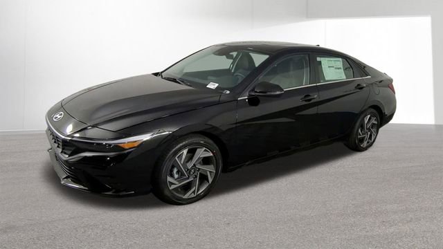New 2026 Hyundai Elantra Limited image 4
