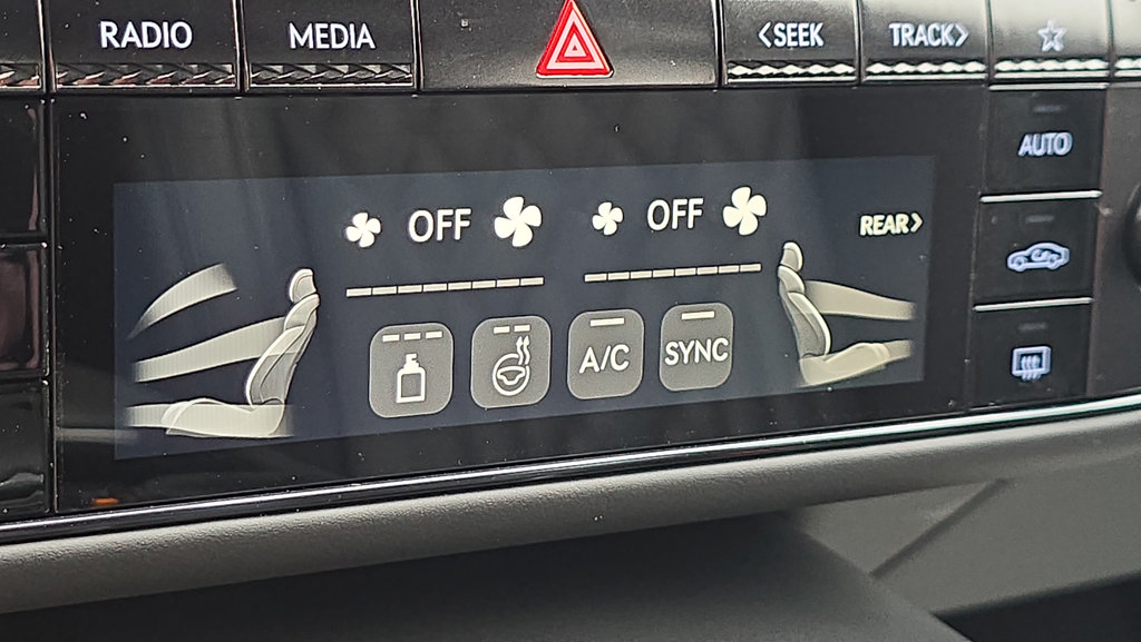 New 2026 Genesis G90 3.5T Prestige AWD/4WD image 28