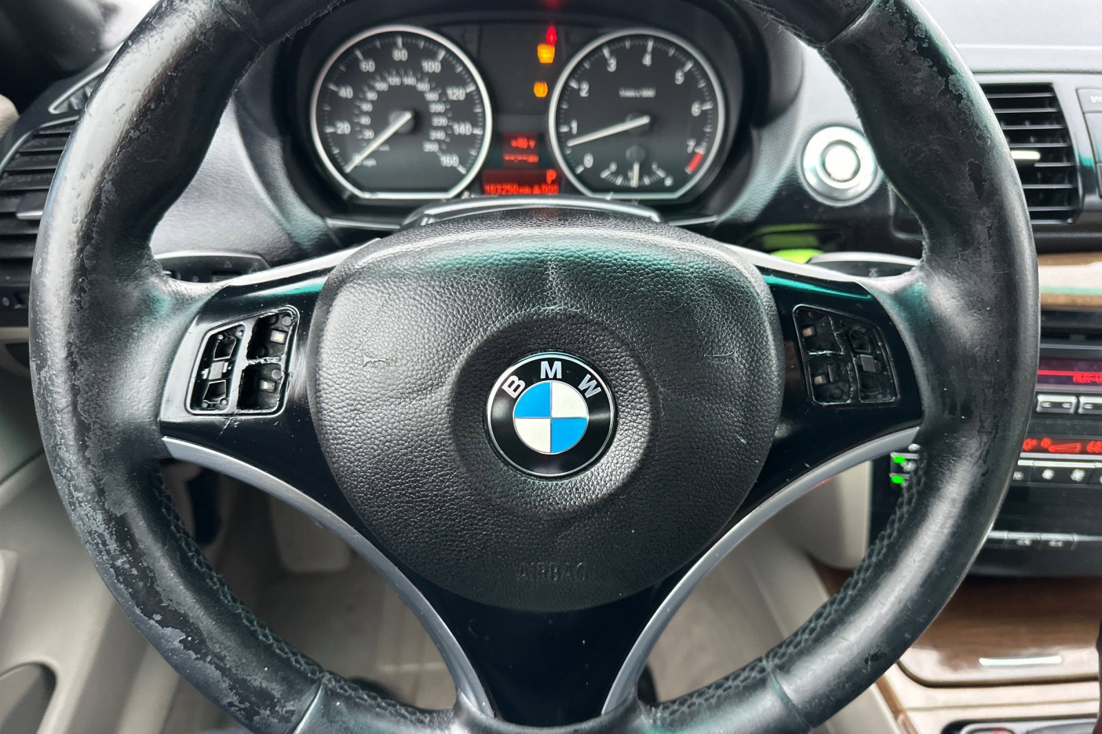 Used 2009 BMW 128i Convertible image 22