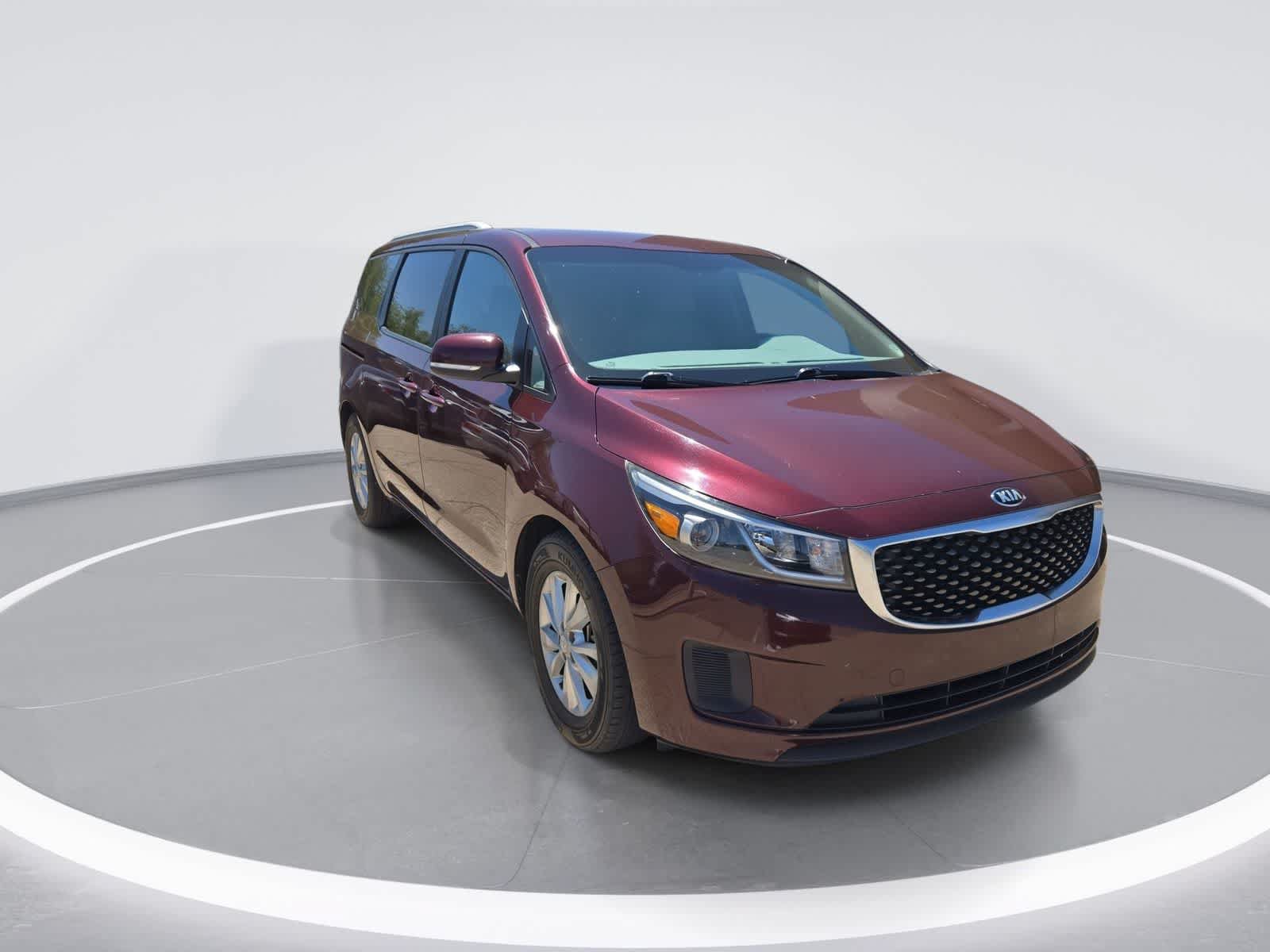 Used 2015 Kia Sedona LX w/ LX Convenience Package FWD image 2