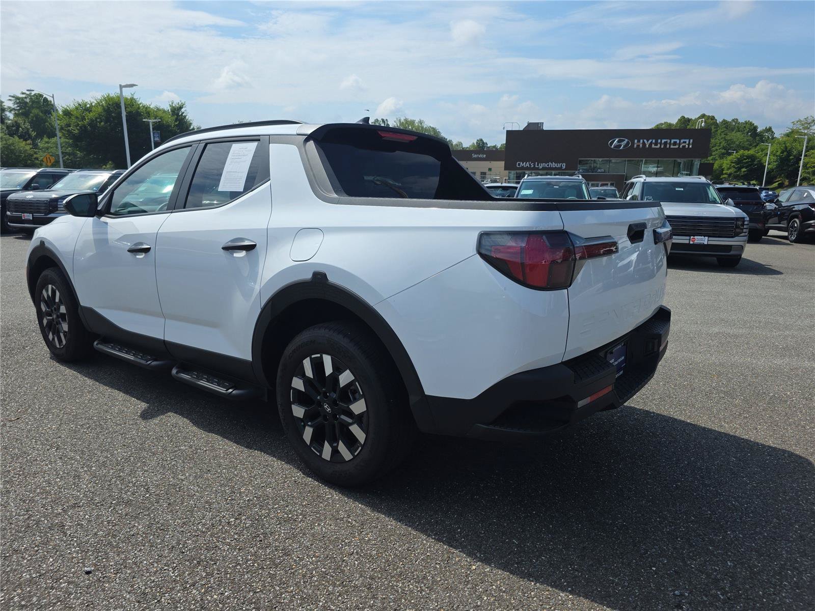 Certified 2026 Hyundai Santa Cruz SEL FWD image 8