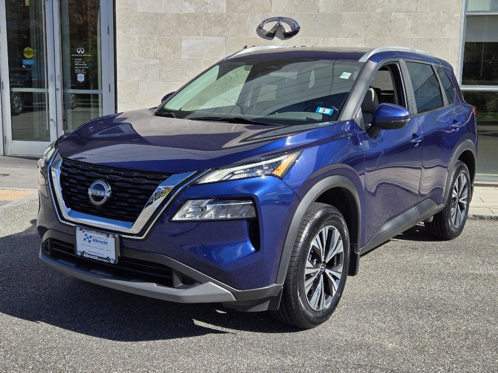 Used 2023 Nissan Rogue SV w/ SV Premium Package