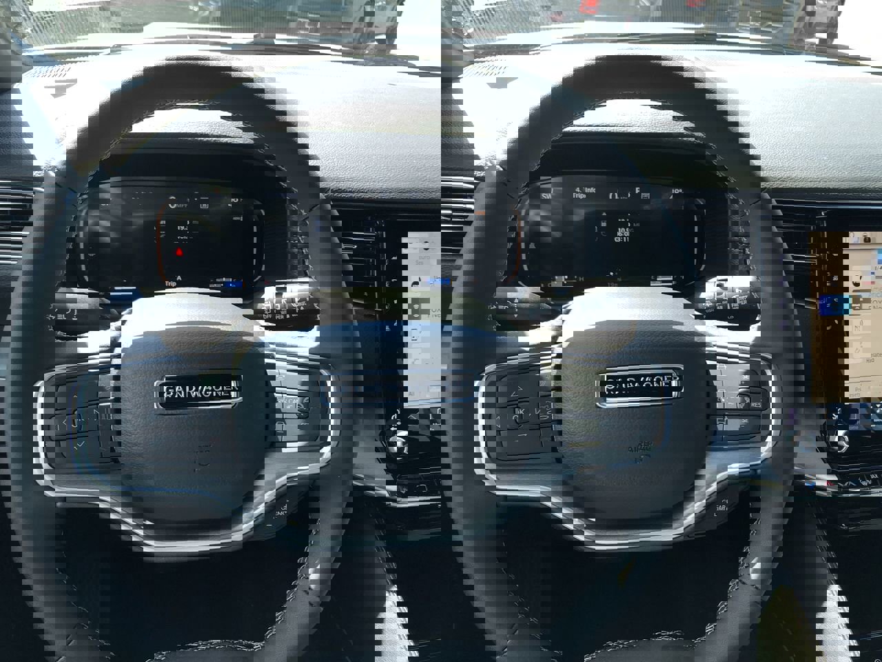 New 2026 Jeep Grand Wagoneer 4WD image 25