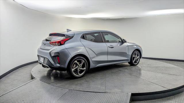 Used 2019 Hyundai Veloster 2.0 image 8