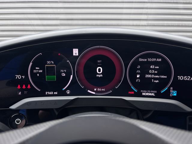 Certified 2025 Porsche Taycan GTS image 19