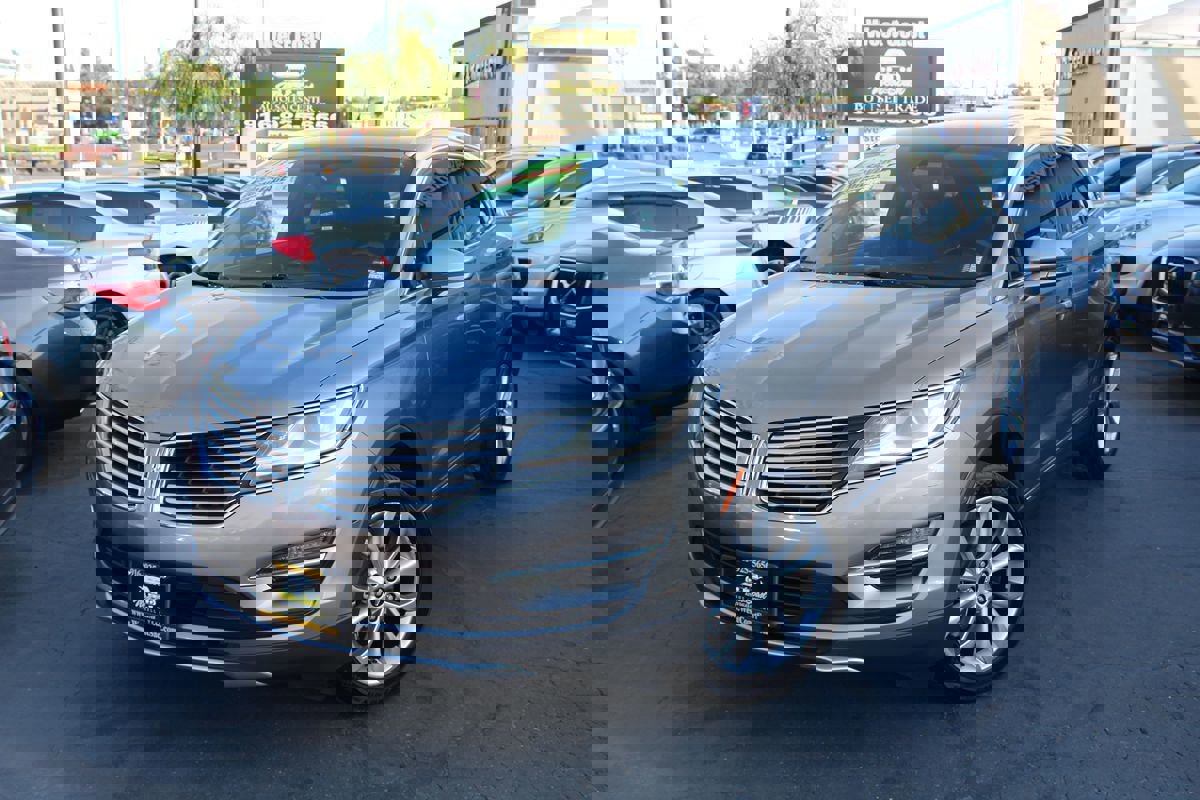 Used 2017 Lincoln MKC Select w/ Select Plus Package image 41