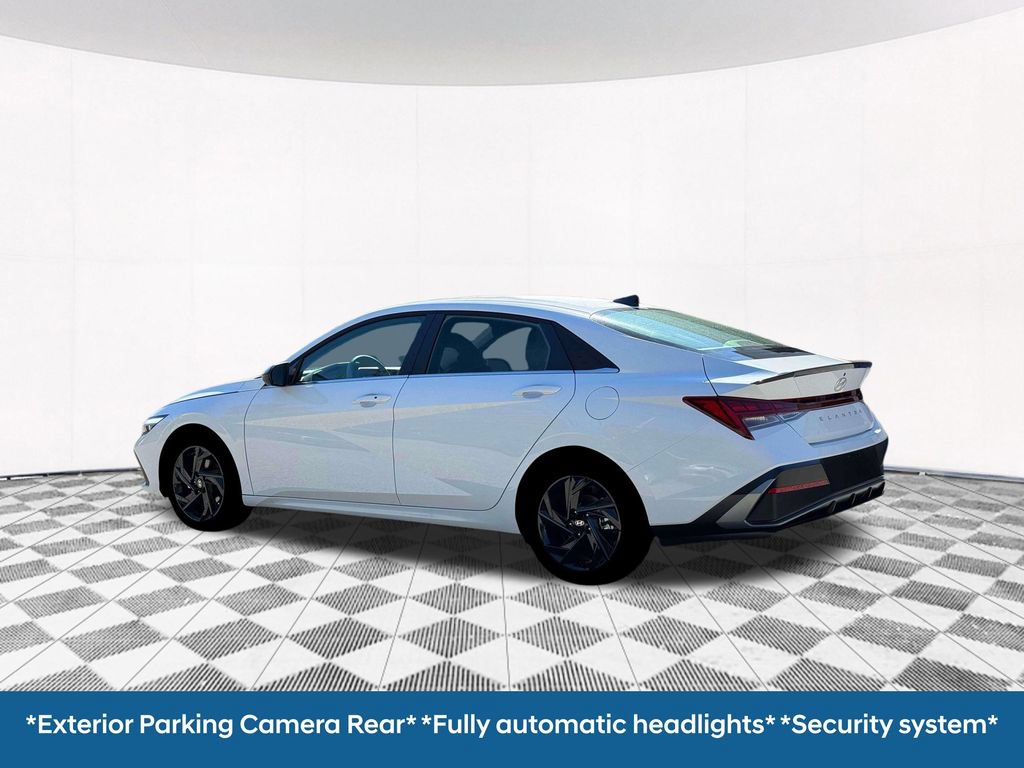 New 2026 Hyundai Elantra SEL Sport Premium FWD image 7
