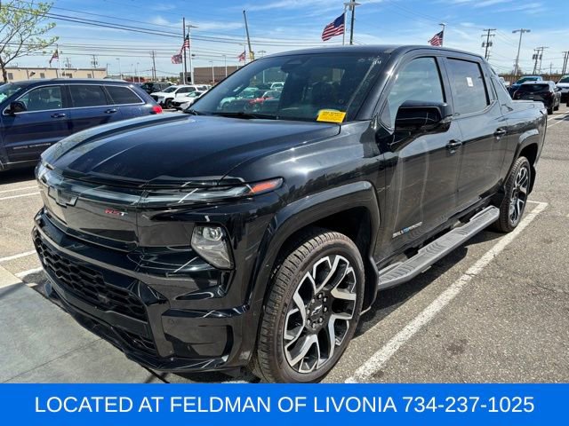 Used 2024 Chevrolet Silverado EV RST AWD/4WD image 1