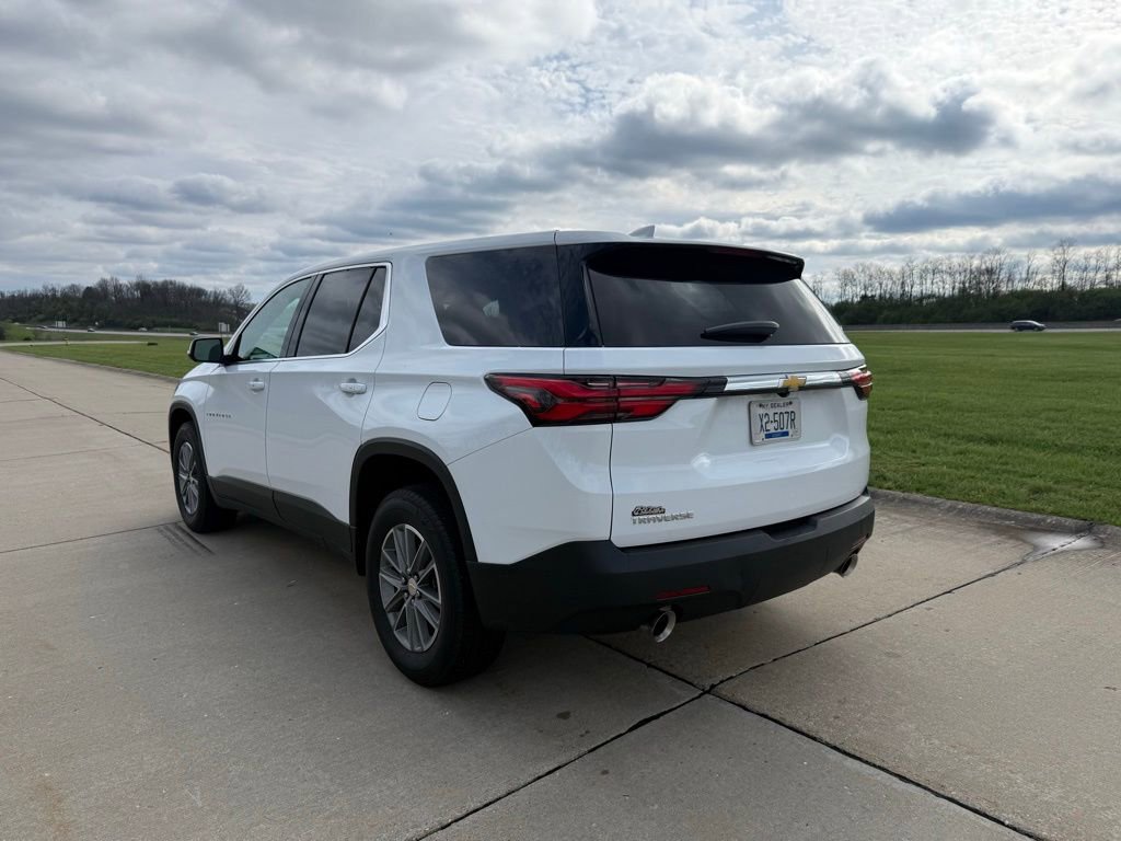 Used 2023 Chevrolet Traverse LS w/ Safety Package image 7