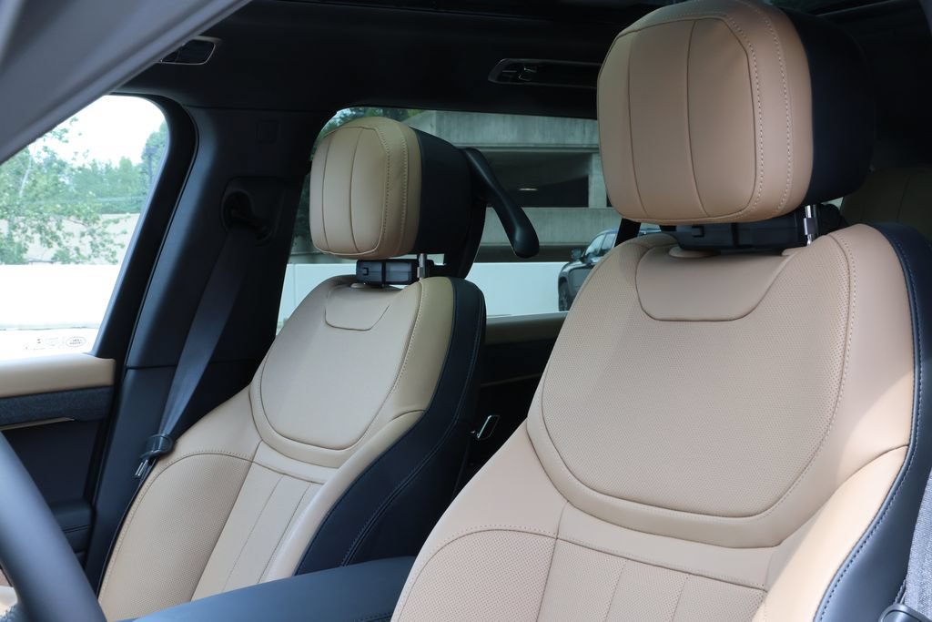 New 2026 Land Rover Range Rover Sport Dynamic SE AWD/4WD image 10