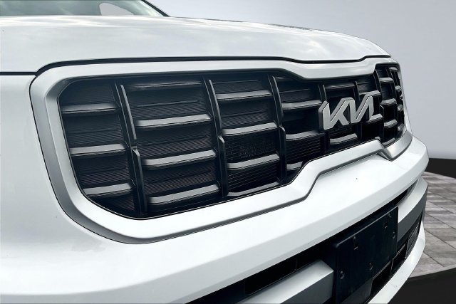 Certified 2023 Kia Telluride S w/ S Sunroof Package AWD/4WD image 33