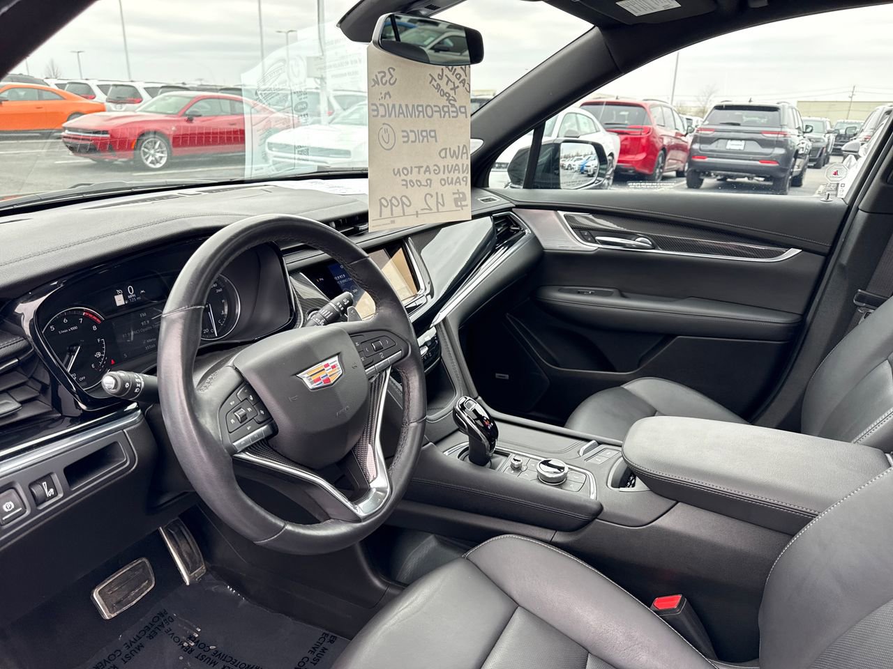 Used 2024 Cadillac XT6 Sport AWD/4WD image 11