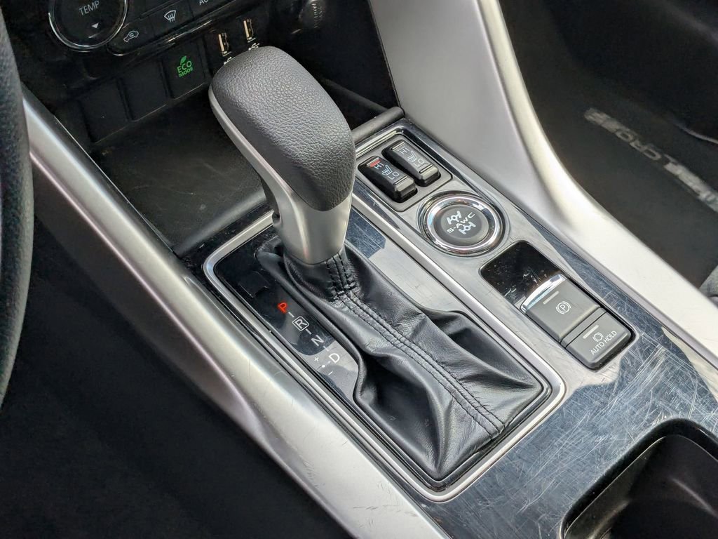 Used 2025 Mitsubishi Eclipse Cross SE image 24