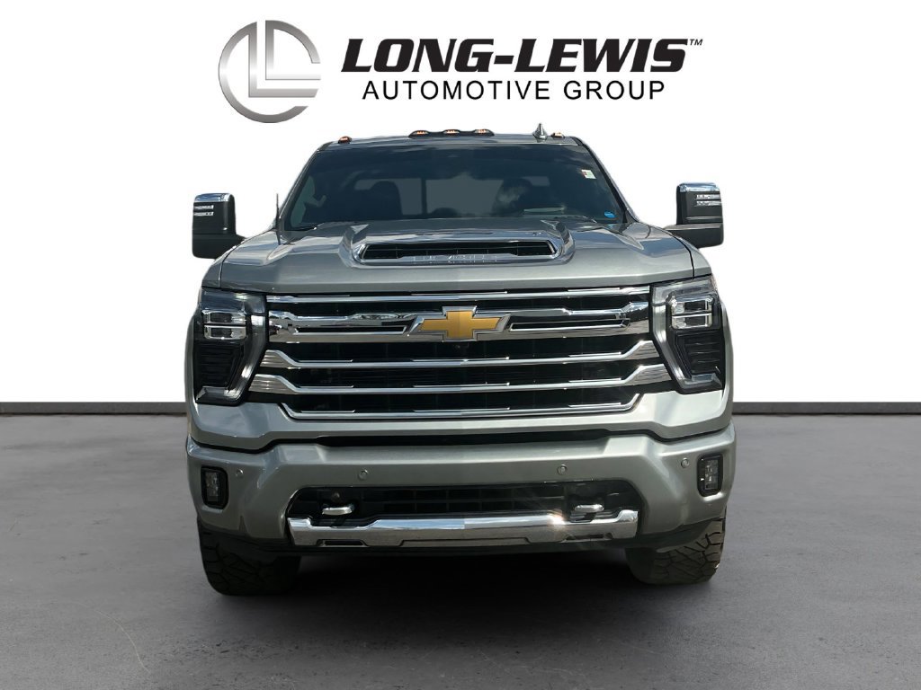 Used 2024 Chevrolet Silverado 2500 High Country w/ High Country Premium Package AWD/4WD image 11