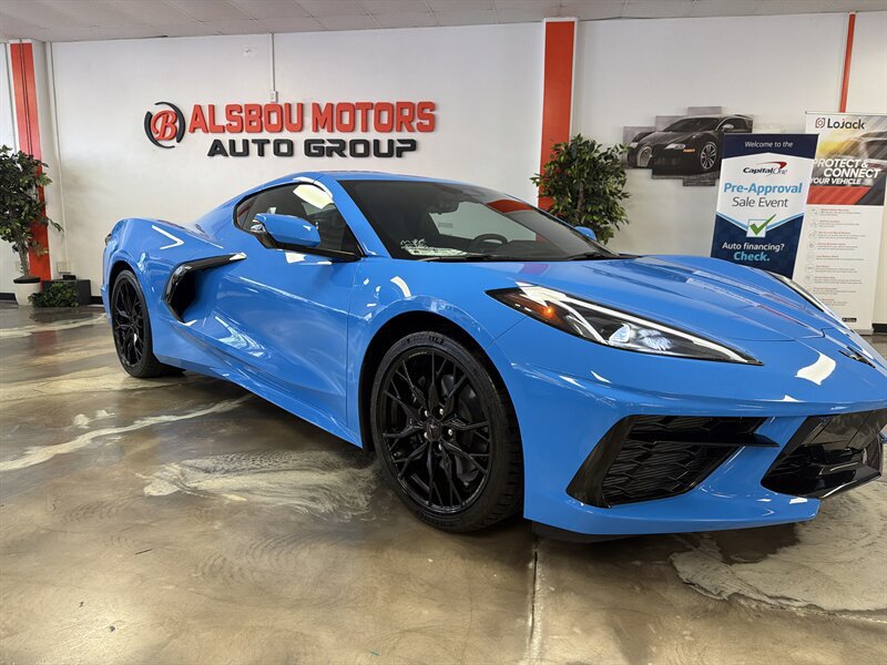 Used 2025 Chevrolet Corvette Stingray Coupe w/ 1LT RWD image 16