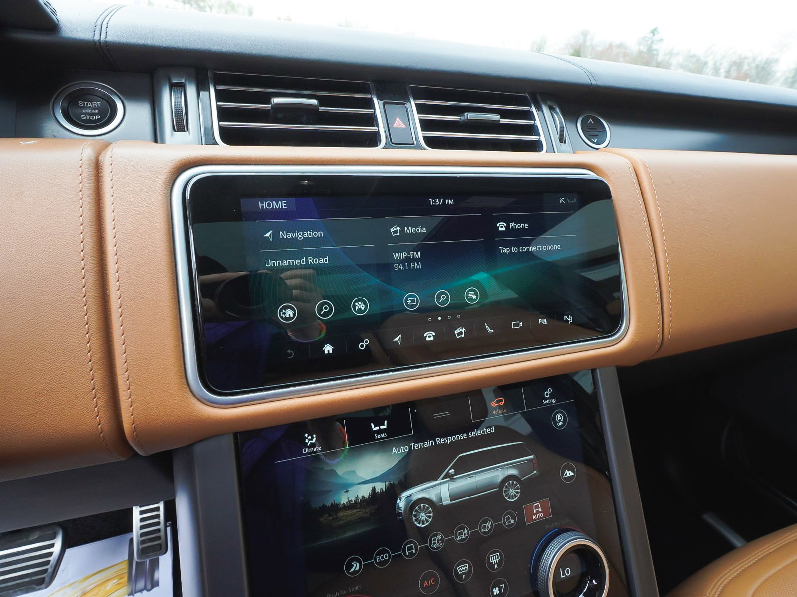 Used 2021 Land Rover Range Rover Autobiography Fifty Edition image 28