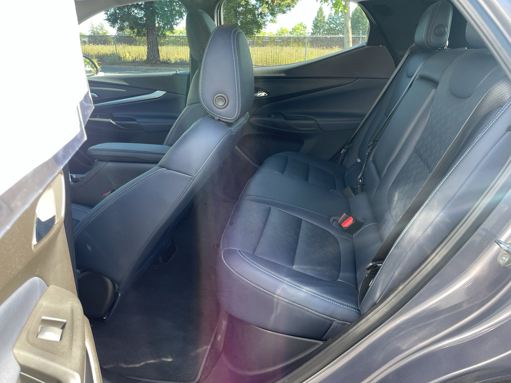 Used 2023 Chevrolet Bolt EUV LT w/ Convenience Package FWD image 35