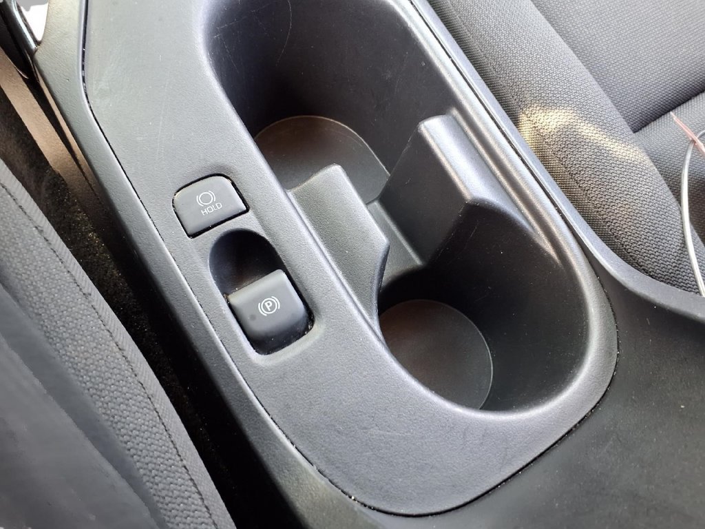 Used 2025 Toyota Corolla LE FWD image 13
