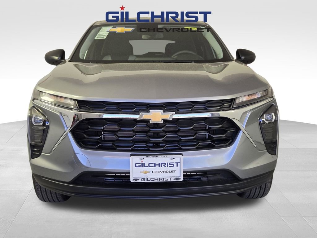 New 2026 Chevrolet Trax LS w/ Driver Confidence Package image 2